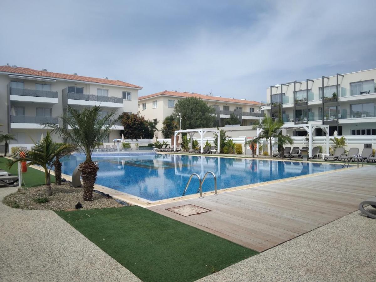 Ferienwohnung Sweet Retreat Paralimni Exterior foto