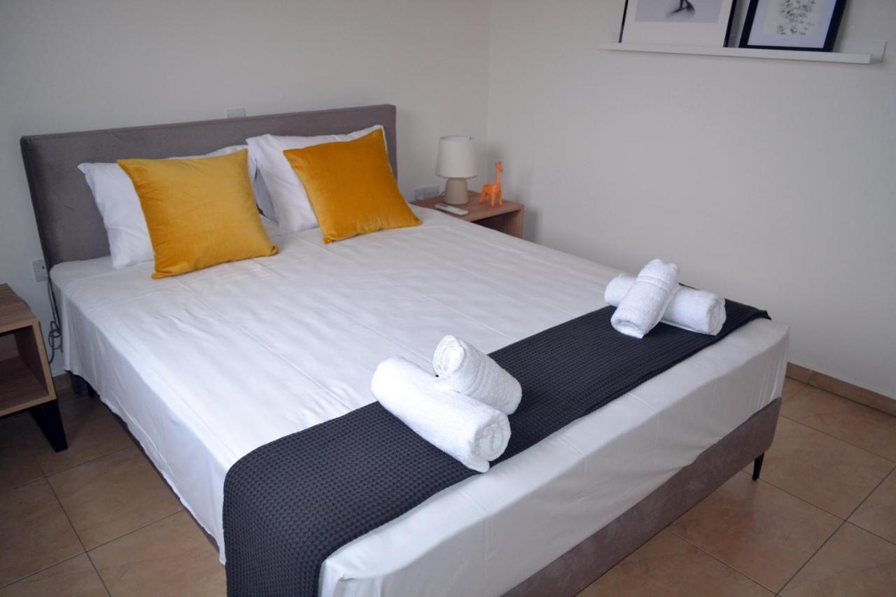 Ferienwohnung Sweet Retreat Paralimni Exterior foto